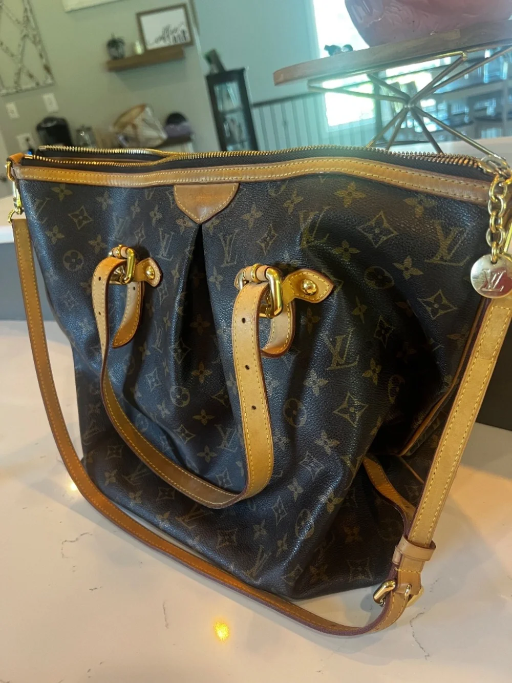 Monogram Lumineuse GM